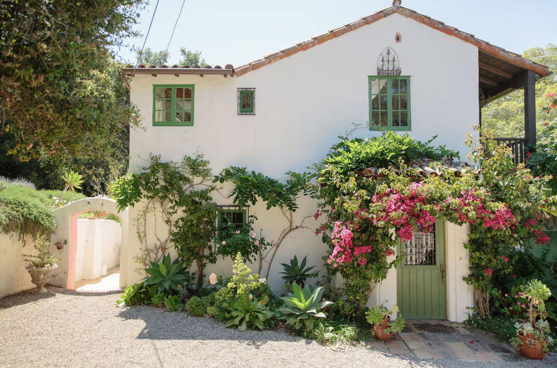 The Wedding Website of Makena Berchem and Dustan Neary