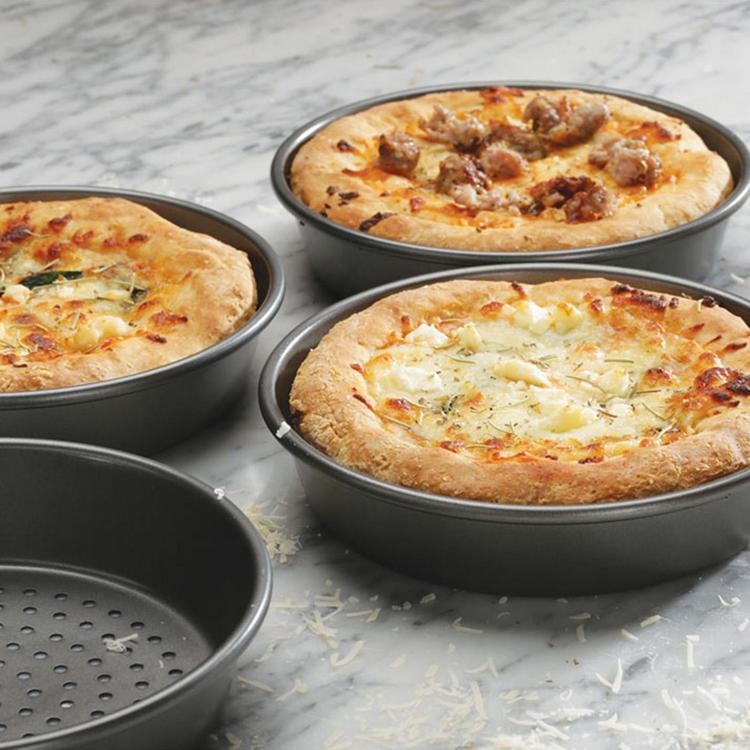 Chicago Metallic, Nonstick Perforated Deep Dish Pizza Pan, Set of