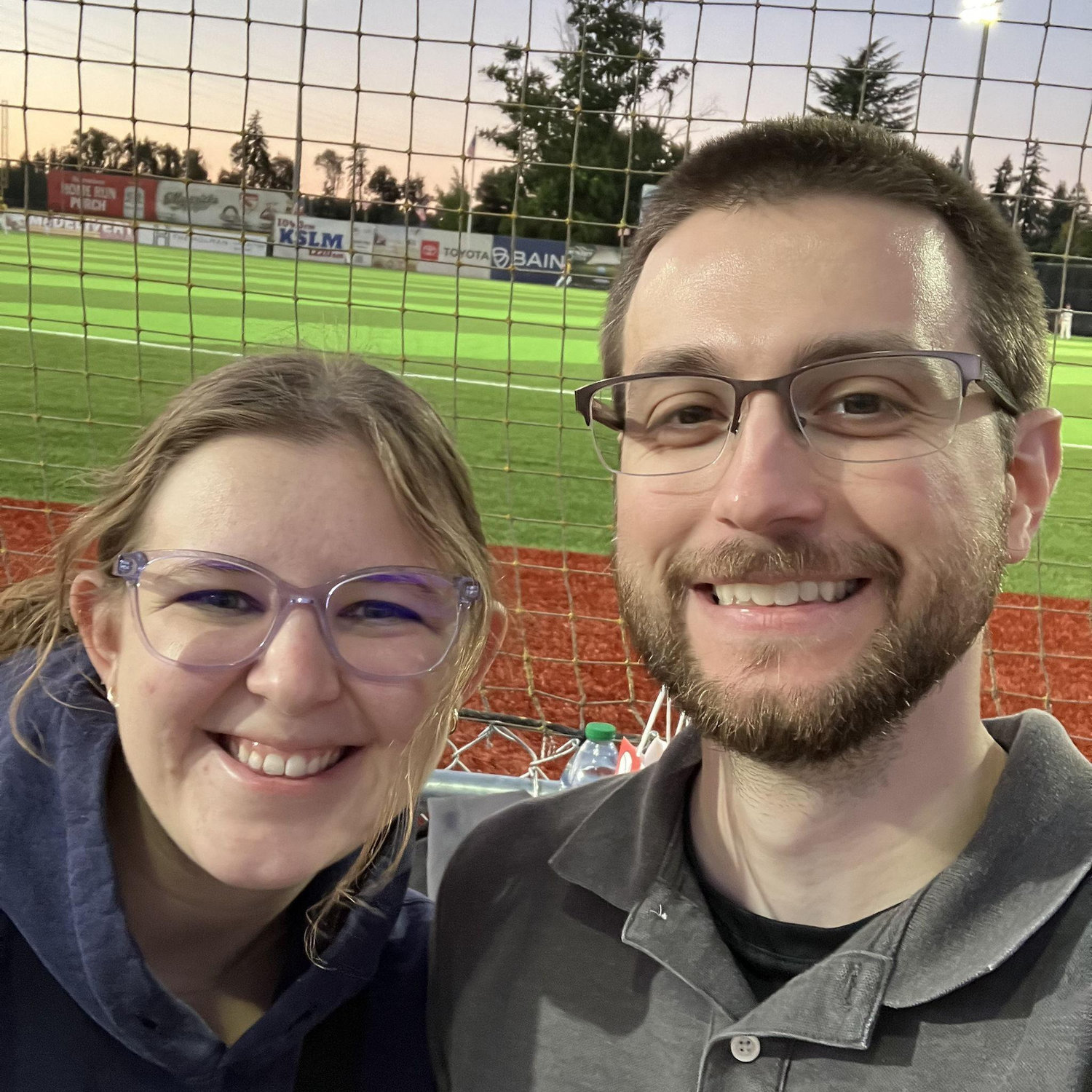 Eriq's company invited their empolyees (and plus ones) to come watch baseball!