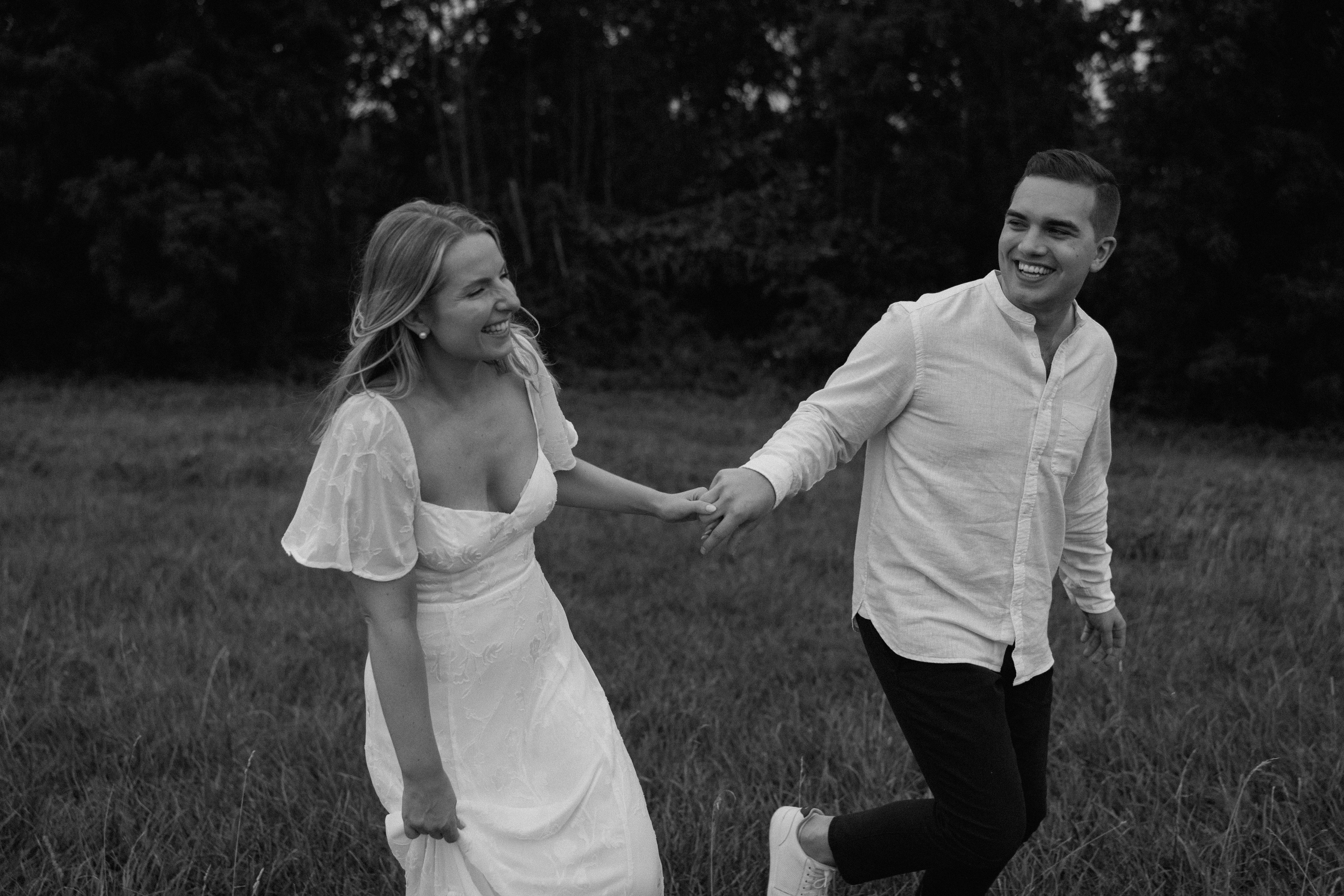 The Wedding Website of Alexa Frederick and Owen Thomson