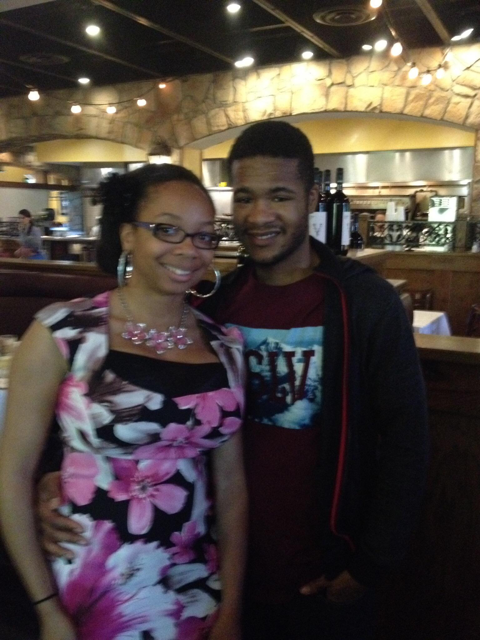 The Wedding Website of Kariesha Canada and Kenneth Jr.