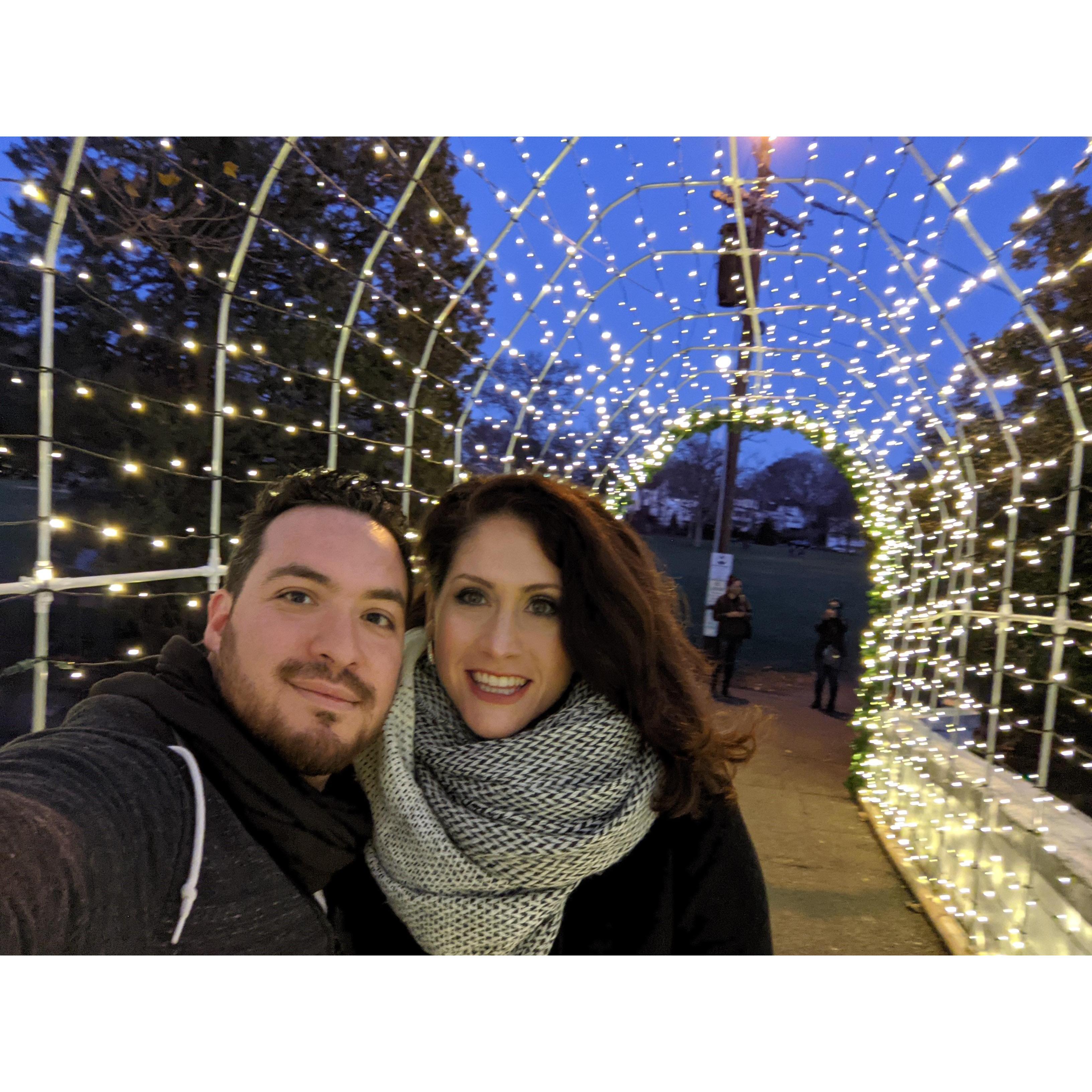 November 2020 - enjoying holiday shopping and the festive lights in Millburn, NJ ๐๏ธ๐คณ