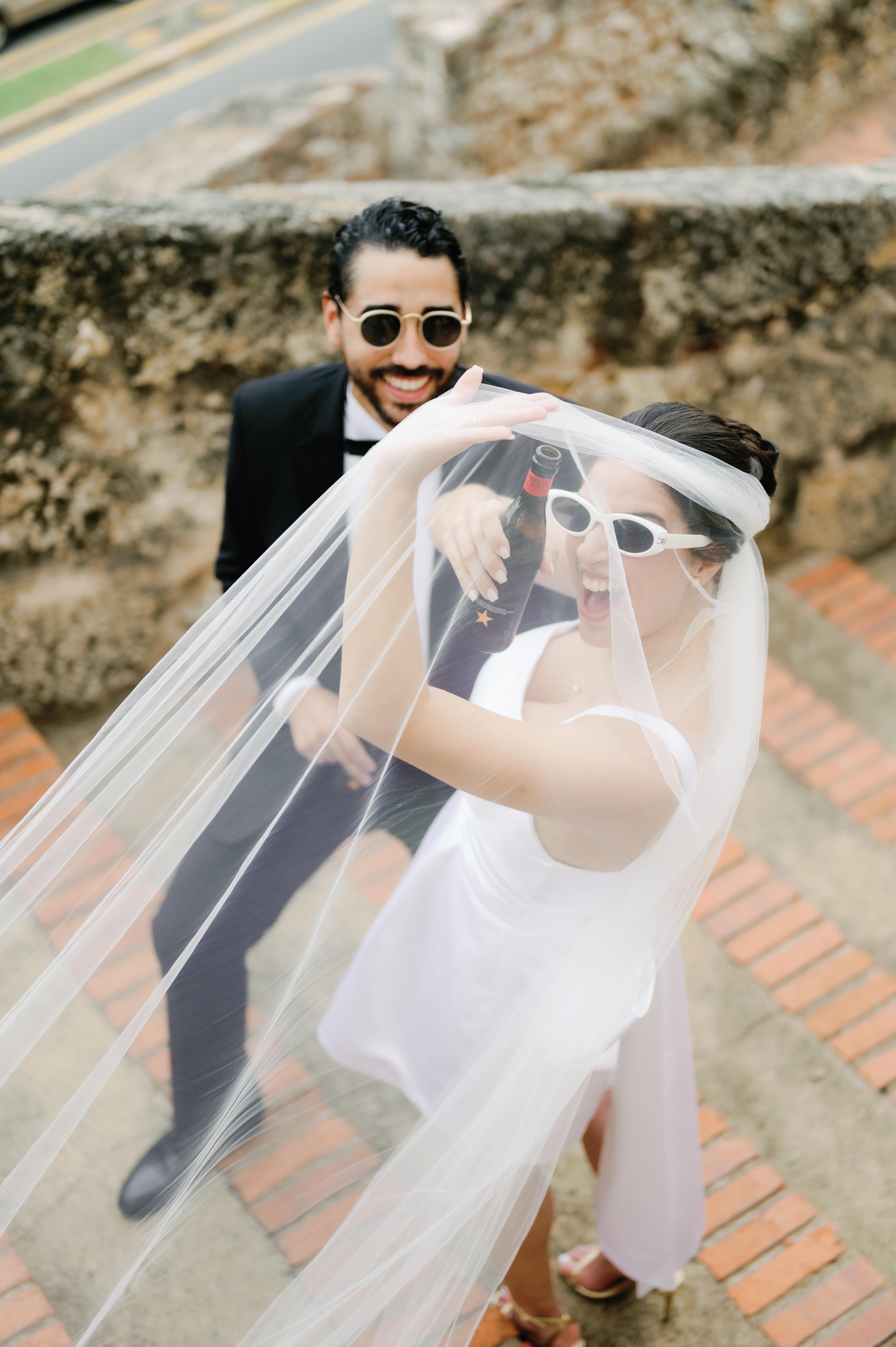 The Wedding Website of Nicole Lindo and Alejandro López