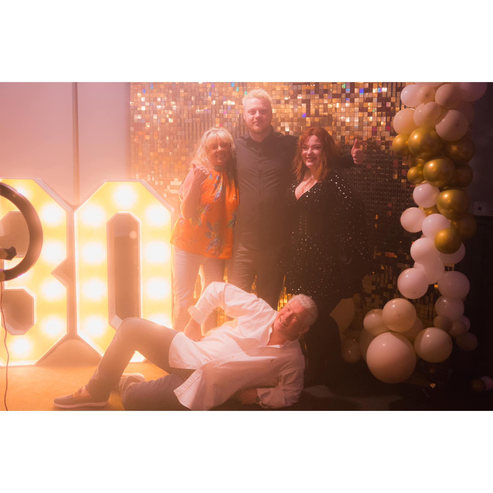 Family pic at Zoe's (Jennifer's sister) 30th birthday.