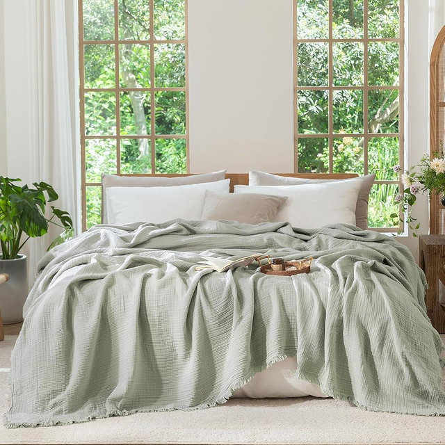 MooMee Muslin Blanket - 100% Cotton 4-Layer Gauze Throw Blanket with Tassels Ultra-Soft Breathable Lightweight Cooling for Bed Couch (Sage Green, Queen 90" x 90")