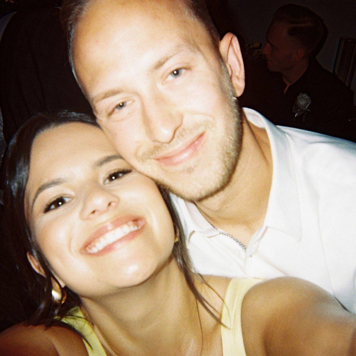 A friends wedding, 2025