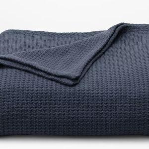 Sonoma Goods For Life® The Everyday Cotton Blanket in Navy