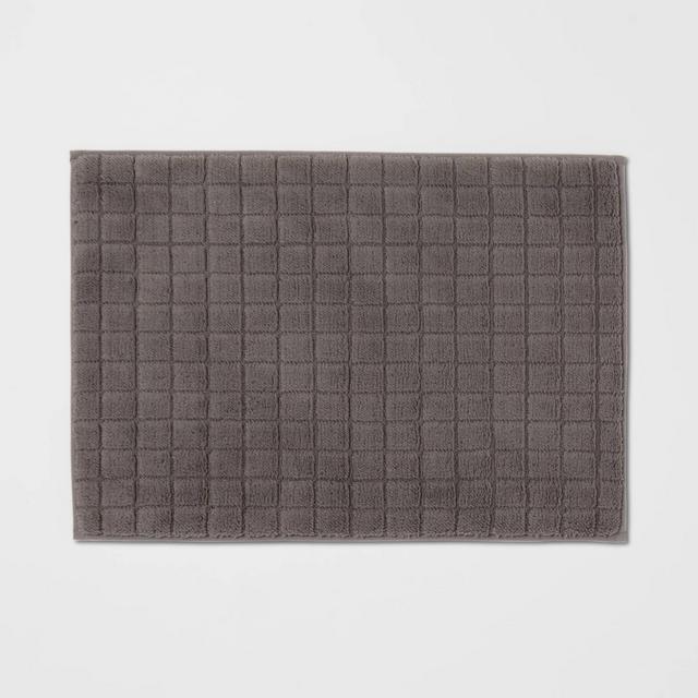 17"x24" Velveteen Grid Memory Foam Bath Rug Dark Gray - Room Essentials™