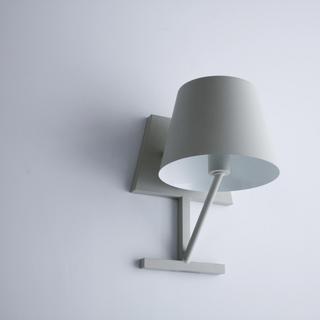 Concom Wall Lamp