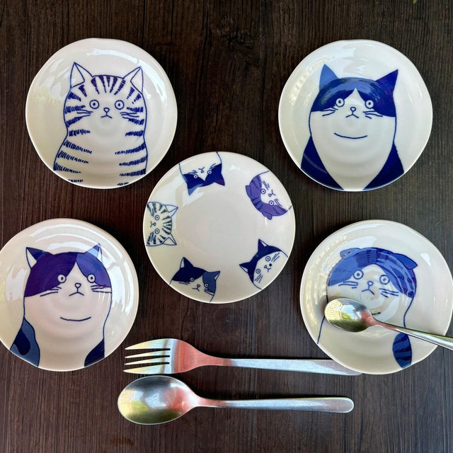 4.75" Cat Small Plates I Japanese Mino Ware Ceramic Dipping-Sauce Dish, Ring Dish, Incense/Candle Holder I Gift for Cat Lovers!