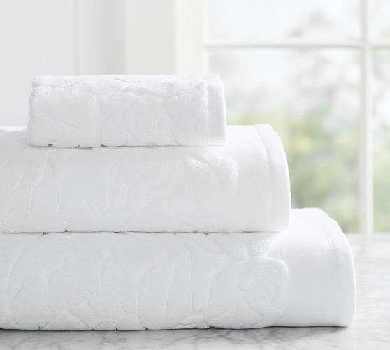 Monique Lhuillier Bianca Jacquard Hand Towel, White