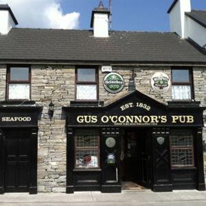 Live music date night in Ireland