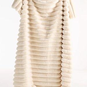 Ivory Tipped Puffer Faux-Fur Throw Blanket 60" by 90"