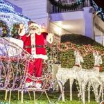 03 Visit Dyker Heights in Brooklyn