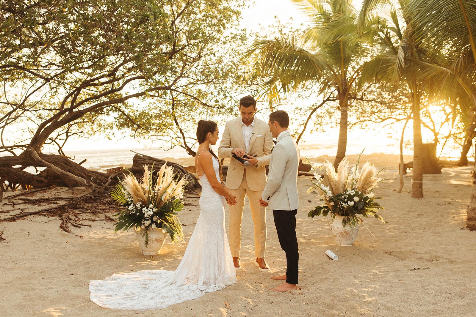 The Wedding Website of Abbi Milner and Grant Hamlin
