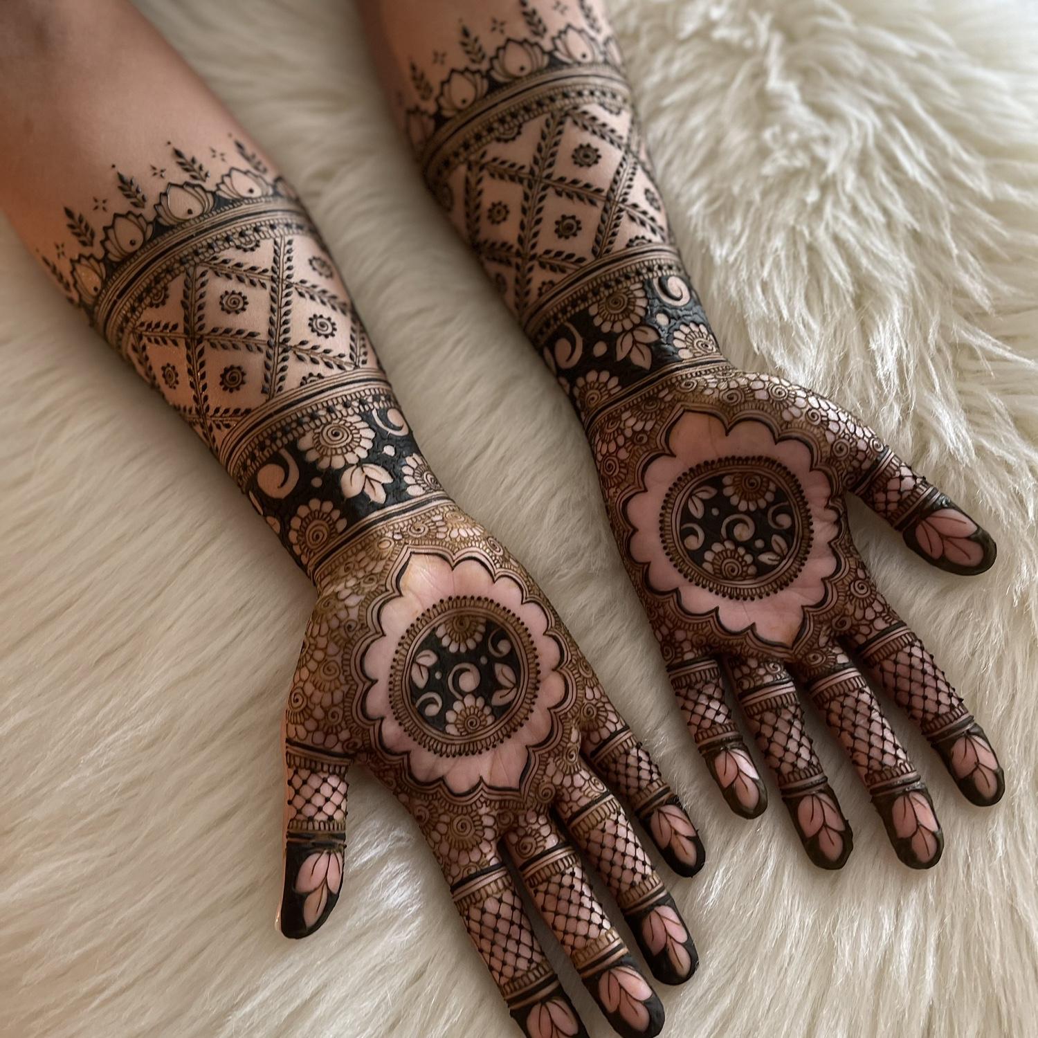 Bridal henna