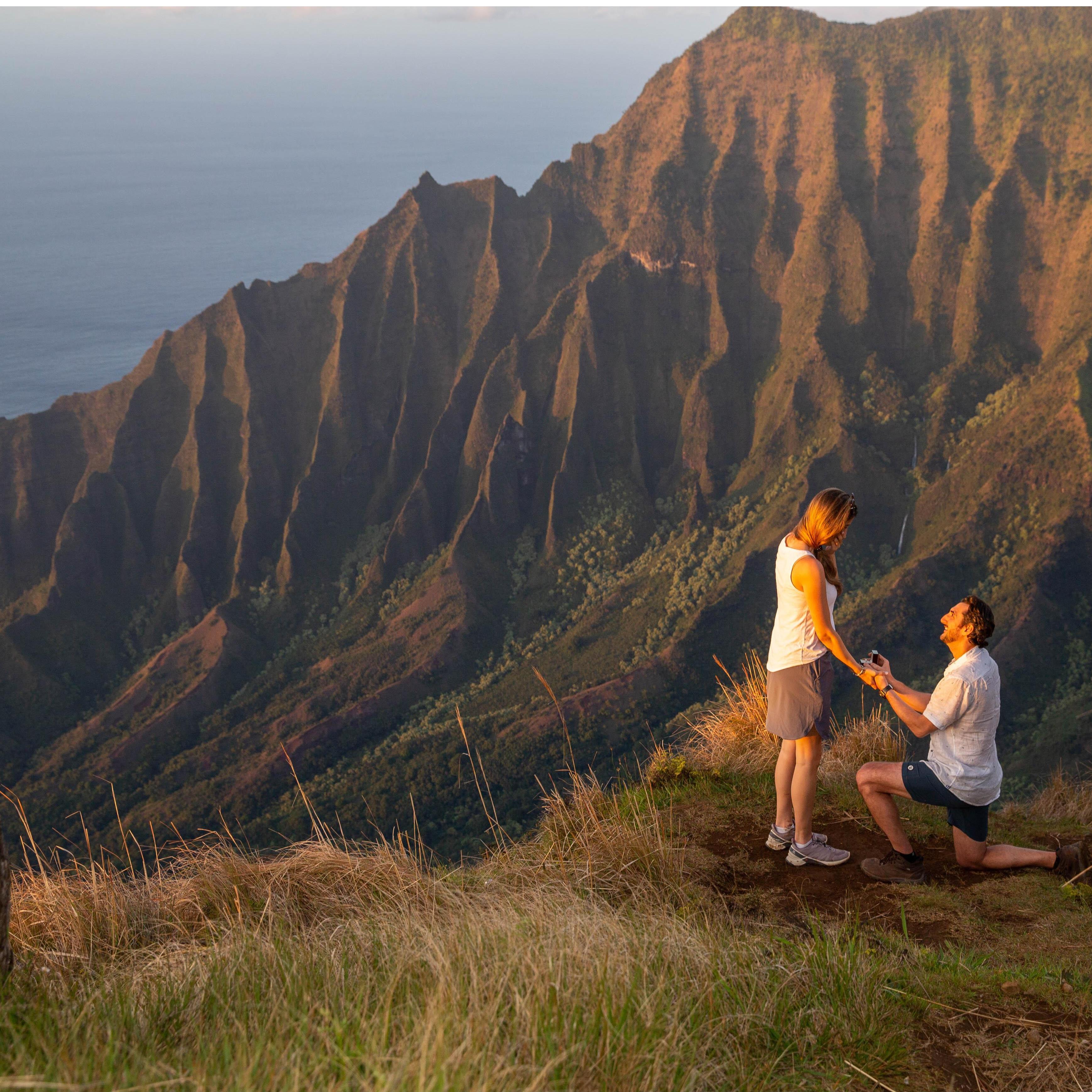 The epic sunset hike proposal on the Nā Pali Coast Ridge.