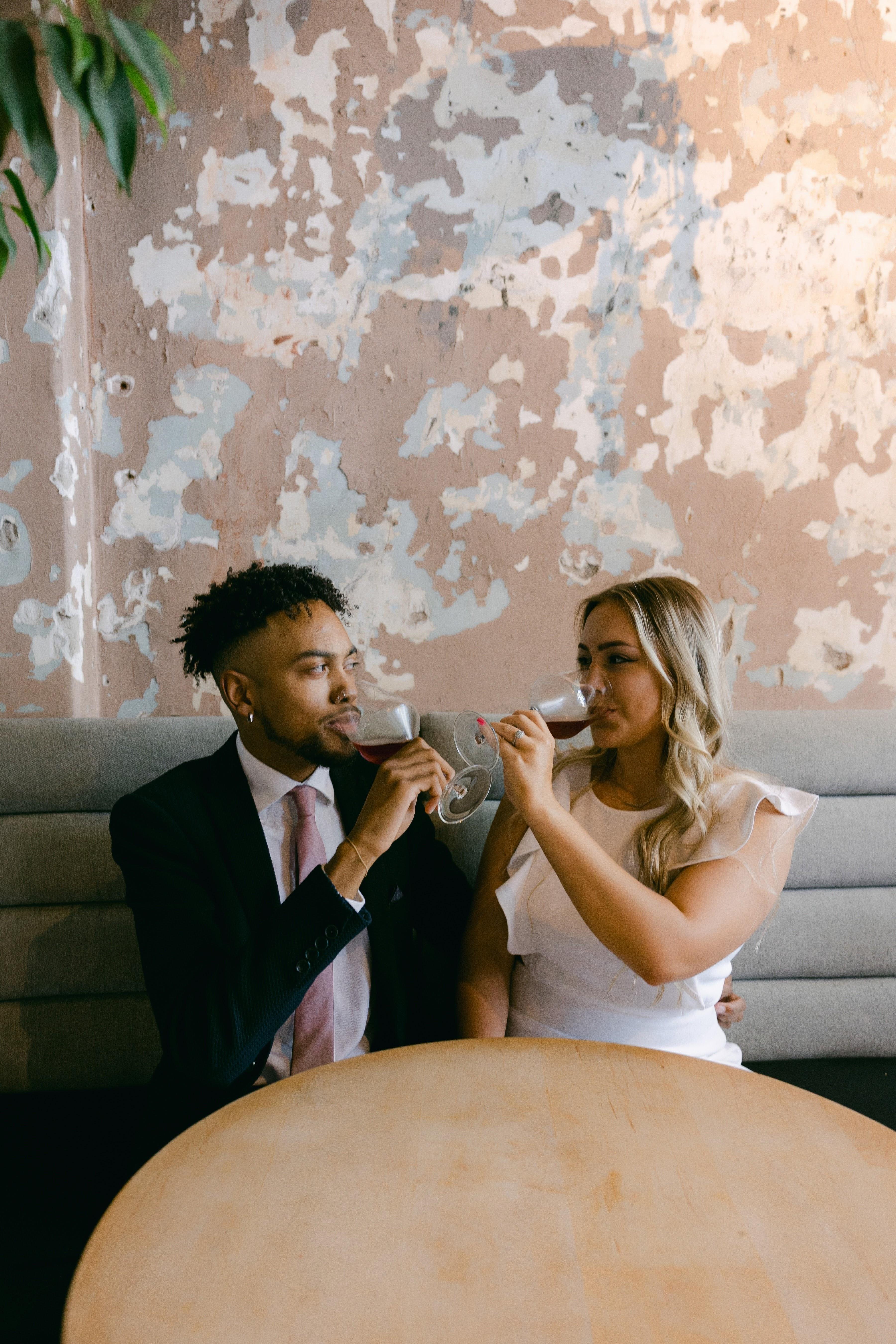 The Wedding Website of Haley Barnhard and DeVon Johnson