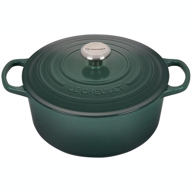 Le Creuset® Signature 5.5 qt. Round Dutch Oven in Artichaut