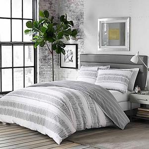 City Scene Ziggy Reversible King Duvet Cover Set in White
