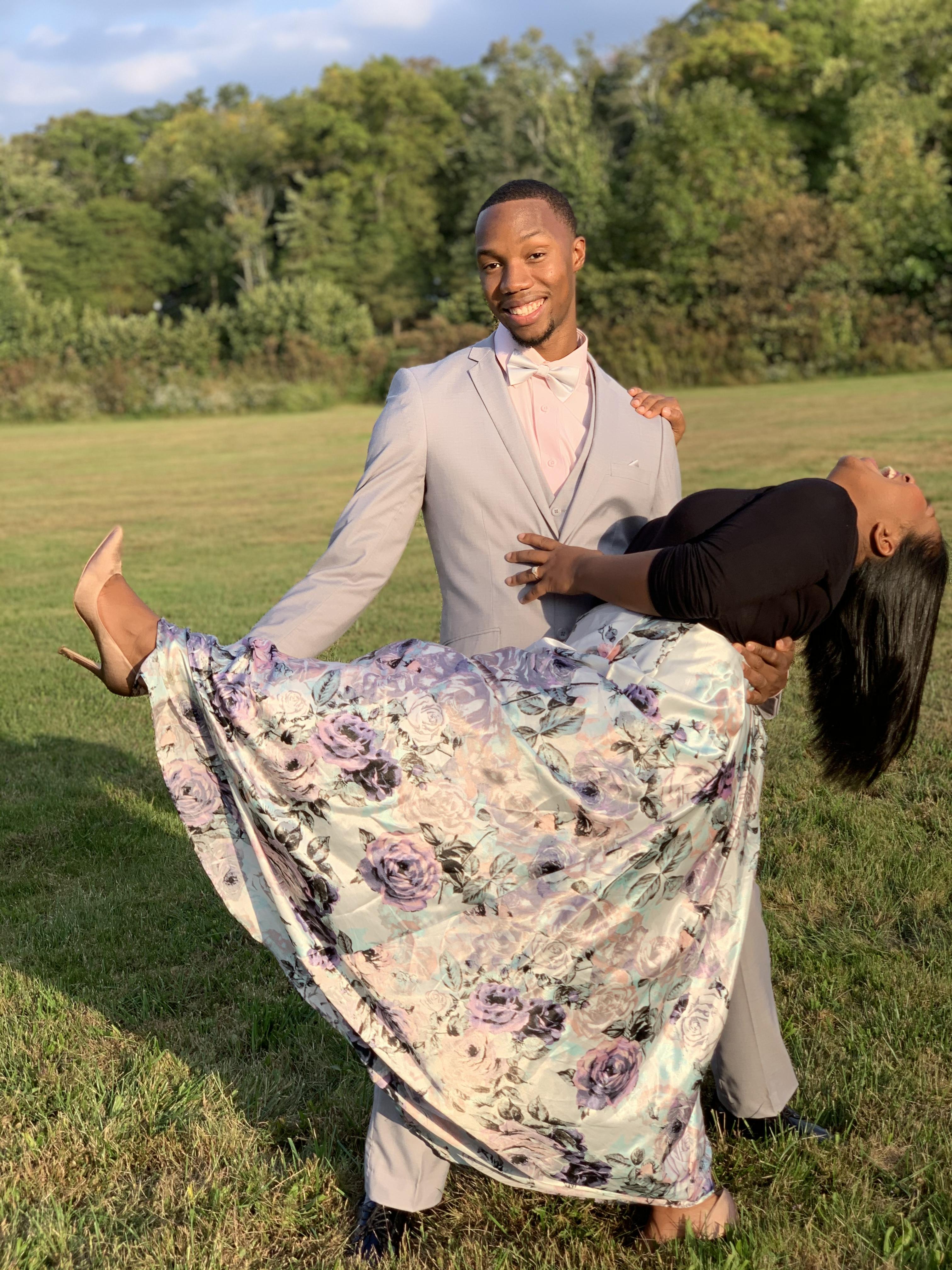 The Wedding Website of Elvis Henry and Ariyan Rudon