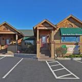 Next Door Pub & Pizzeria