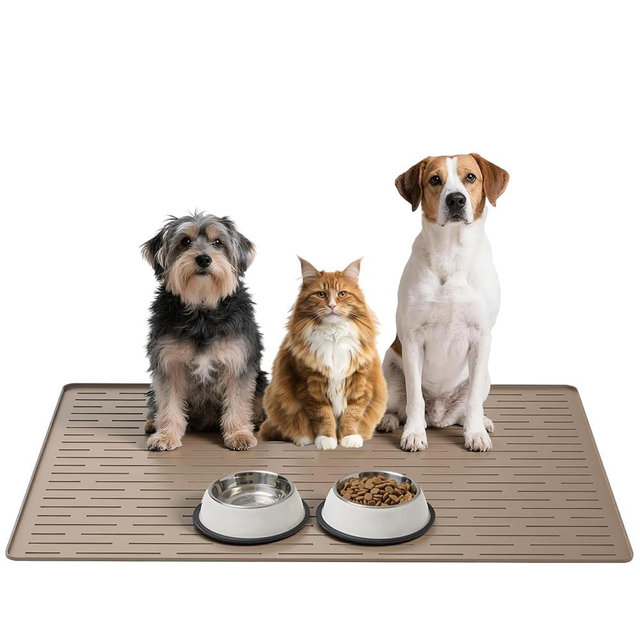Large Dog Mats for Food and Water, 32"x24" Waterproof Pet Food Mats for Floor Nonslip Silicone Bowl Mats with Raised Edges