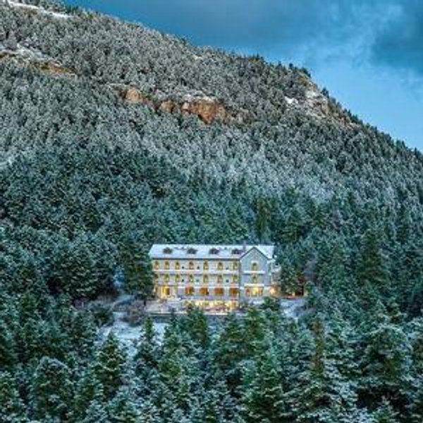 Beauty and Nature at Manna Hotel in Arcadia on the Honeymoon, Night 1