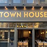 Town House Kitchen + Drinks