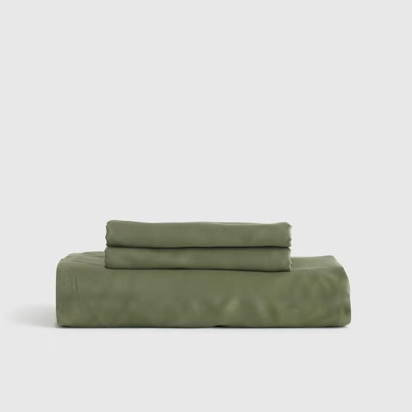 Bamboo Fitted Sheet Set- Size: Queen Color: Olive