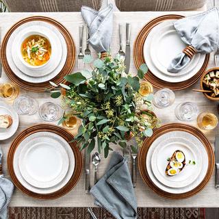 Blenheim Oak 16-Piece Dinnerware Set, Service for 4