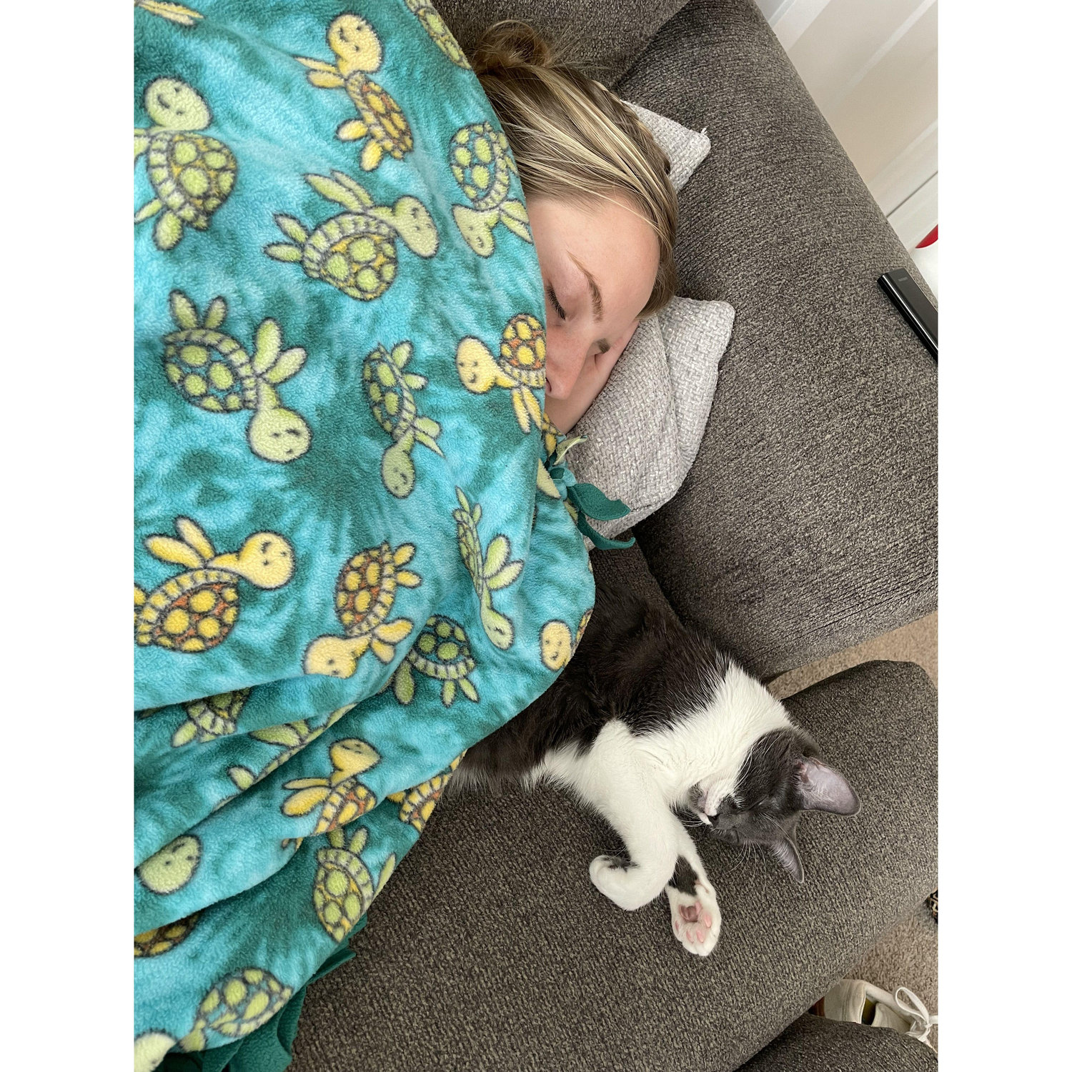 Cuddles and midday naps = heaven