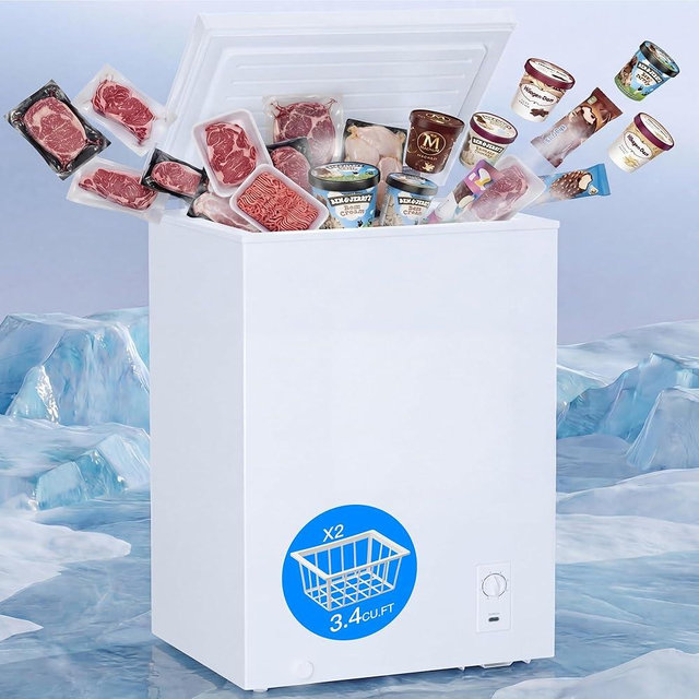 MEPTY 3.4 Cu.Ft Chest Freezer,Top Open Door Small Deep Freezer with 2 Removable Baskets,7 Adjustable Thermostat,Built-in LED Light,Quiet Energy Saving Freezers for Home,Kitchen,Garage Use