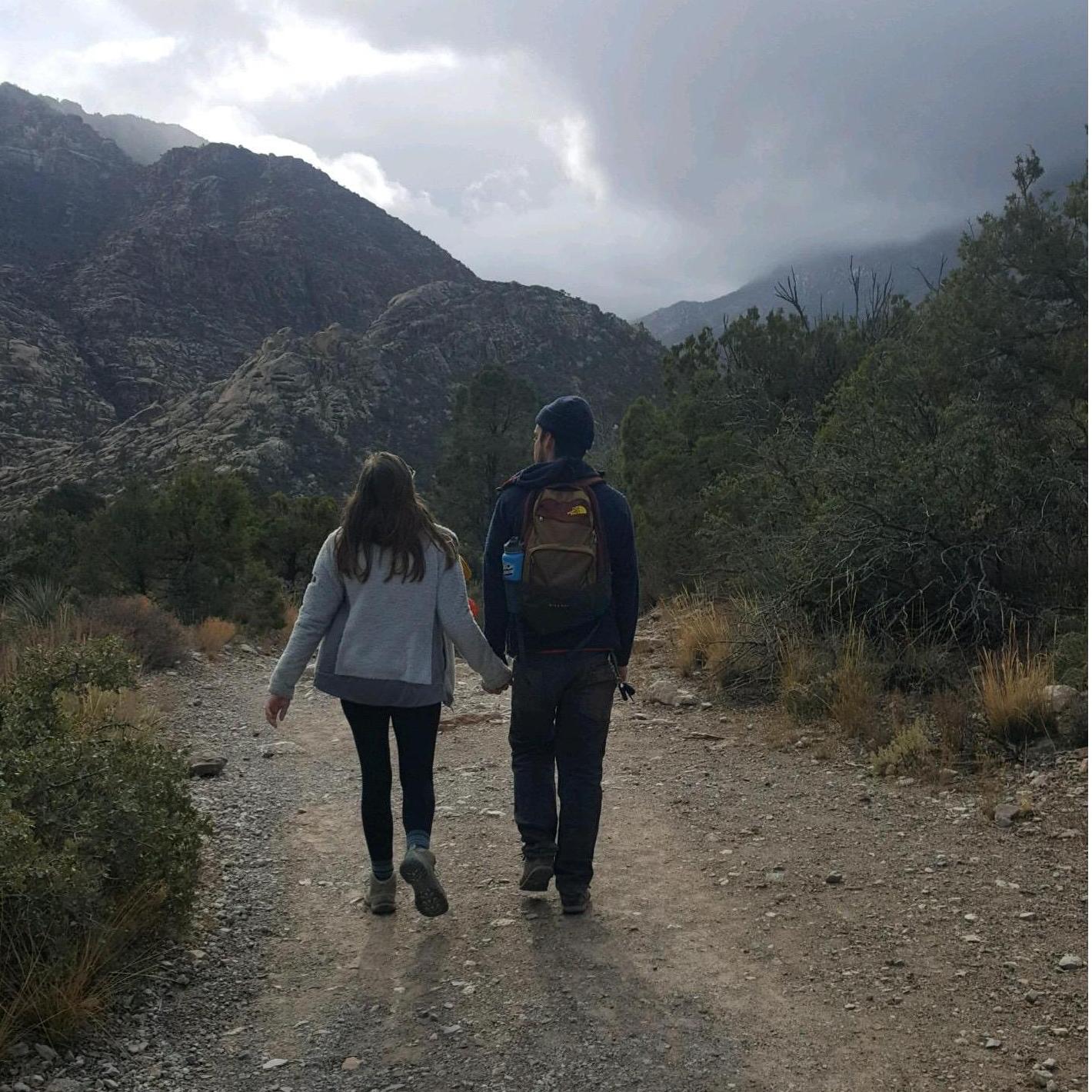 Hiking in Red Rocks NV