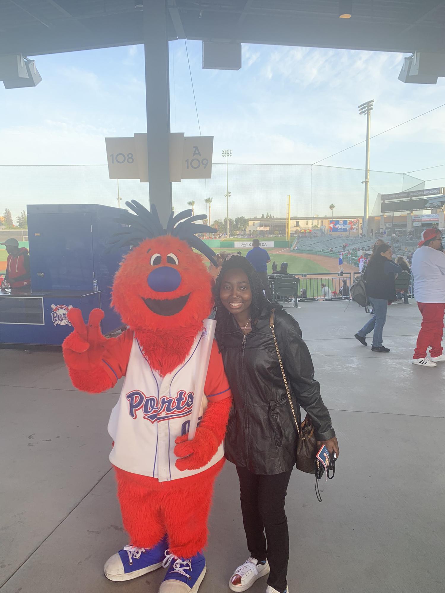 Olo’s first baseball game!! PC Taylor!!