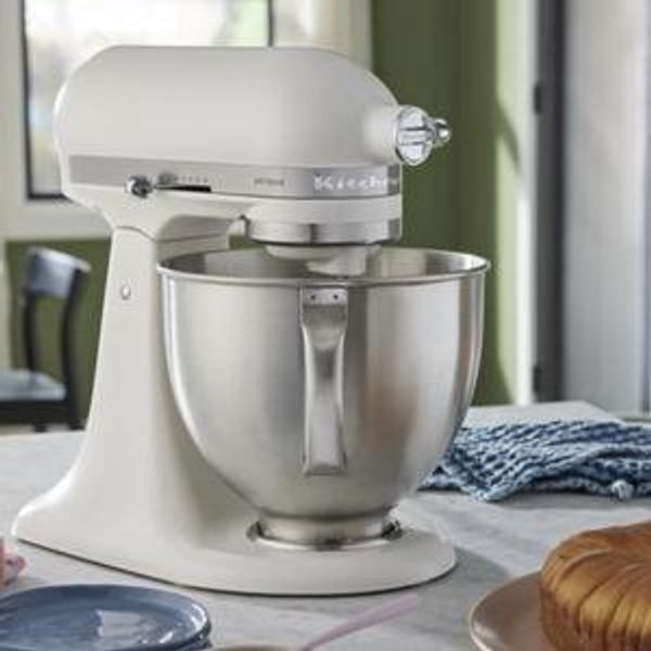 Artisan® Series 5 Quart Tilt-Head Stand Mixer with White KSM192XDWH | KitchenAid
