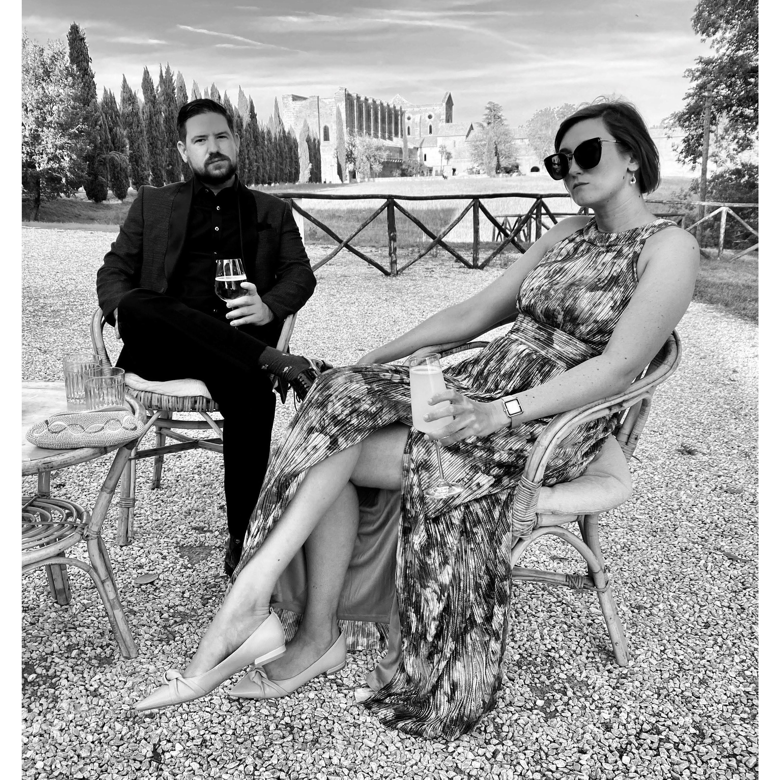 Alex & Nicole in Italy looking cool, in a cool place, with even cooler people