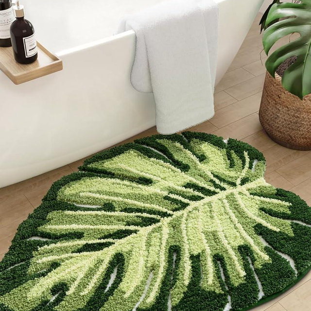 DEXI Leaf Bathroom Rugs Monstera, 23.5x31.5 Tropical Plant Shaped Bath Mat Green, Washable Shower Floor Bathmat Toilet Carpet Non Slip