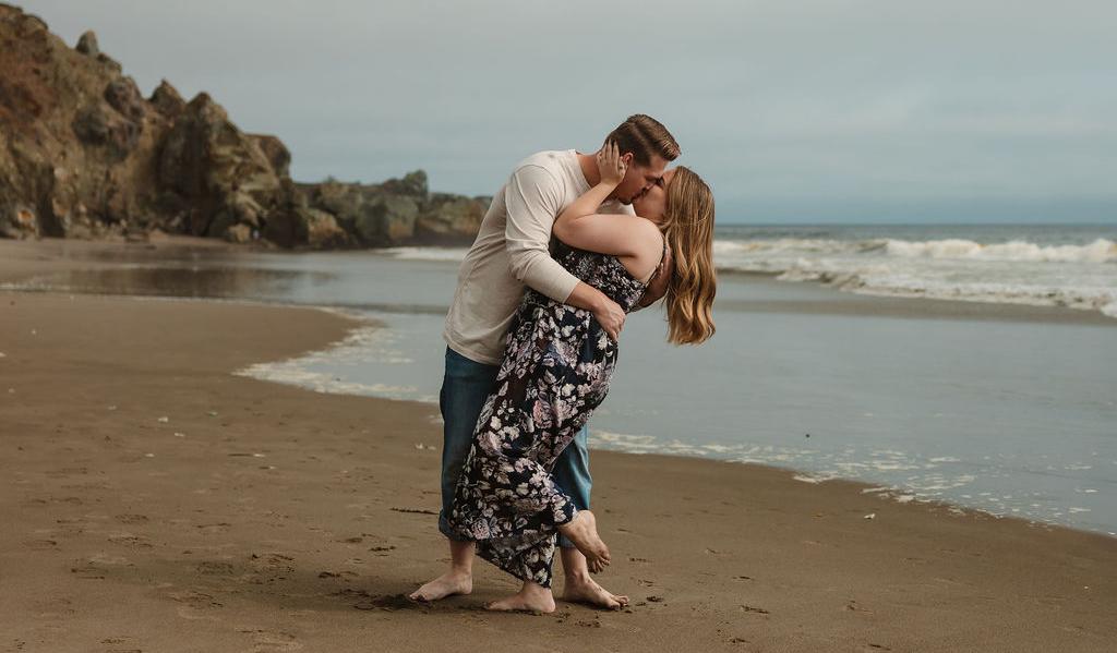The Wedding Website of Lauren Gonzaga and Jason Gavello