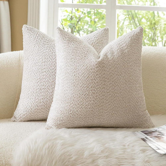 Neelvin Beige Throw Pillow Covers 18x18 inch, Thick Chenille Decorative Pillow Covers with Cozy Knit-Like Texture, Soft Neutral Couch Cushion Cases with Invisible Zipper for Living Room Bed, Set of 2