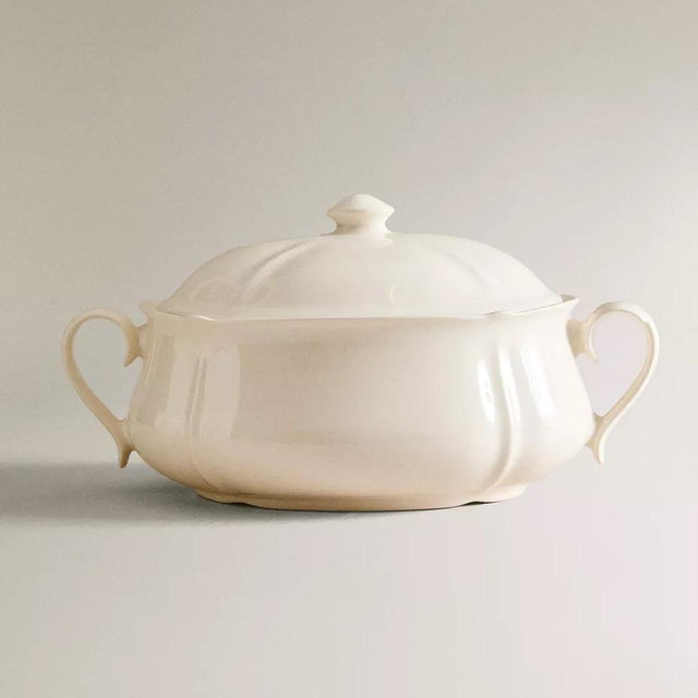EARTHENWARE TUREEN WITH RAISED-DESIGN EDGE | Zara Home United States of America