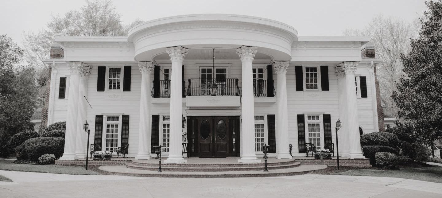 The Wedding Website of Taylor Manley and Michael Russell