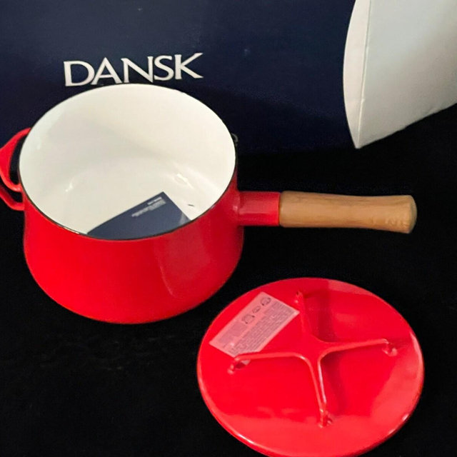 DANSK Kobenstyle Chili Red 3 Quart Covered Metal Saucepan With Teakwood Handle
