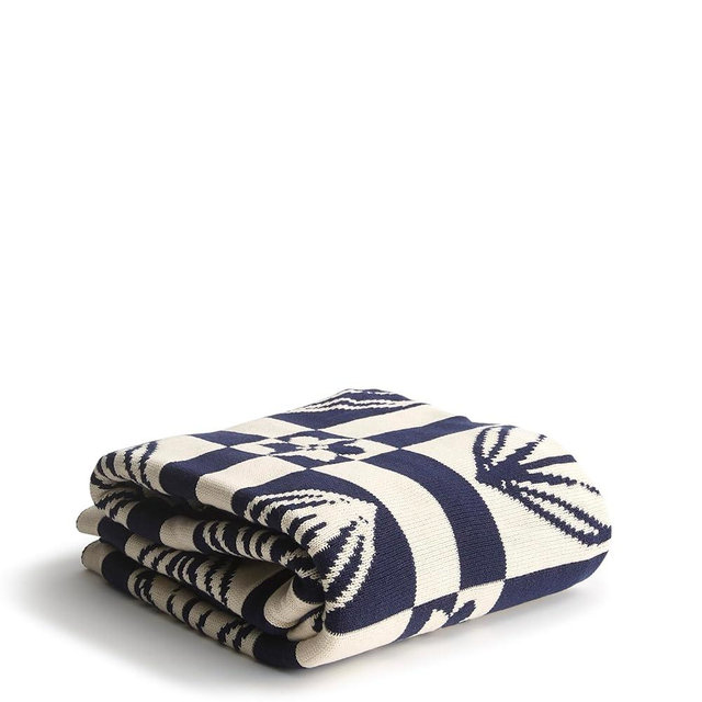 Vera Bradley Double Knit Throw Blanket, Daffodils Peacoat