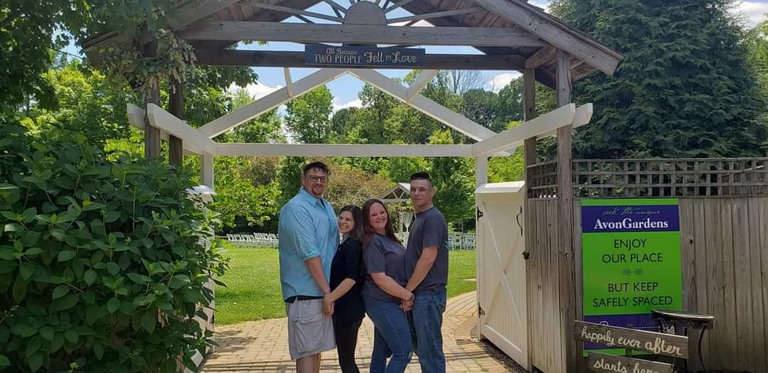 The Wedding Website of Ryaan Mansouri and Jessica Hale