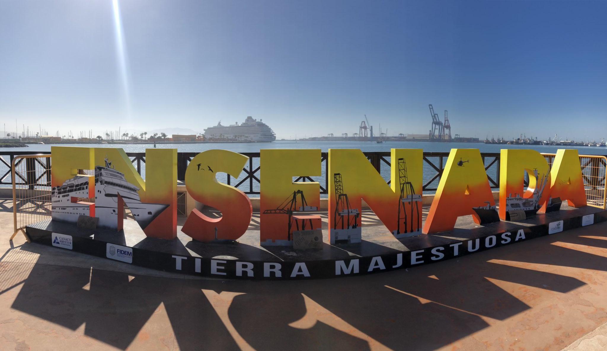 The Wedding Website of Angel Cano González and Kathryn Elliott