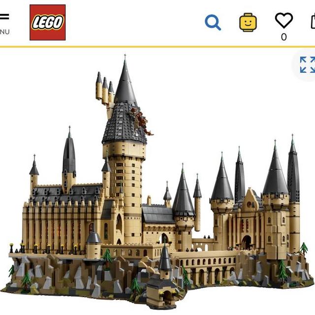 Hogwarts™ Castle
