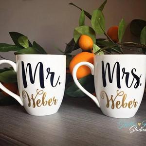 Wedding Gift / Mr & Mrs Mugs / Wedding Gift for Couple / Personalized Wedding Gift / Engagement Gift / Couples Gift / Custom Coffee Mugs