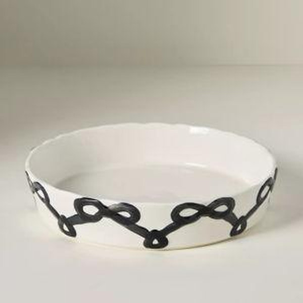 Benedita Bow Stoneware Pie Dish