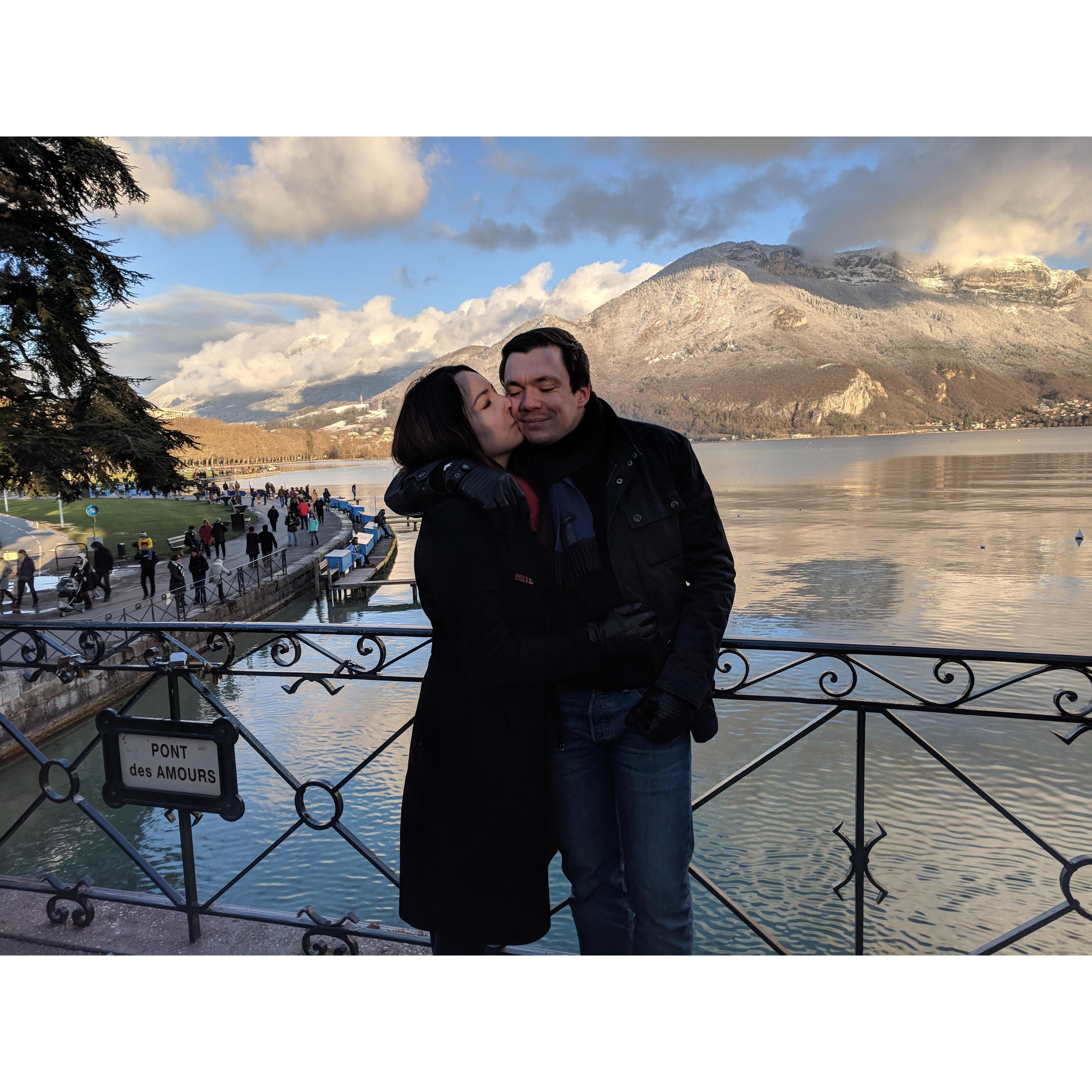 "Pont des amours" in the lake of Annecy 🤩!